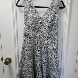 MICHAEL Michael Kors Black and White Floral V-Neck Midi Dress